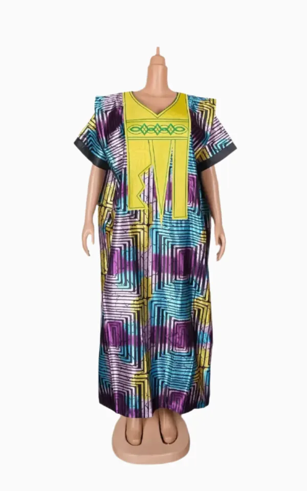 Tenue boubou colorée pour célébrations culturelles