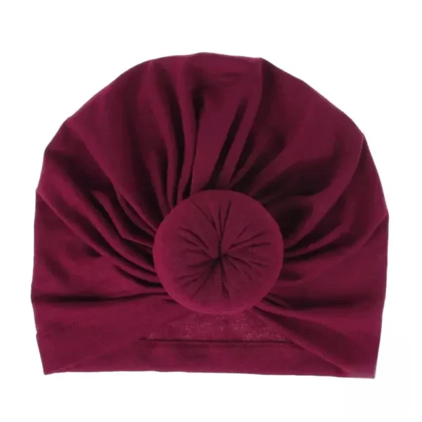 Accessoire de tête pratique et esthétique